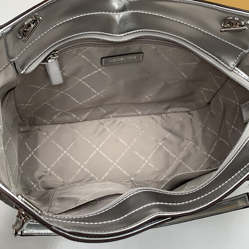 MICHAEL KORS JET SET LARGE X CHAIN SHOULDER TOTE SILVER SIGNATURE COLOR - Picture 11 of 16